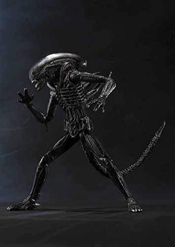 Alien Big Chap S.H. MonsterArts x Action Figure Series + 1 FREE Sci-fi & Horror Movies Trading Card Bundle