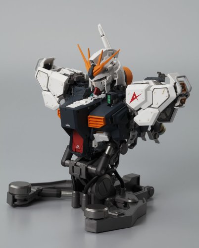 Formania Nu Gundam Completed Bust-Up Model