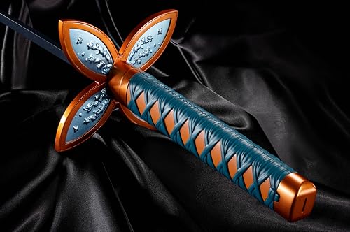 TAMASHII NATIONS - Demon Slayer: Kimetsu No Yaiba - Nichirin Sword (Shinobu Kocho) PROPLICA
